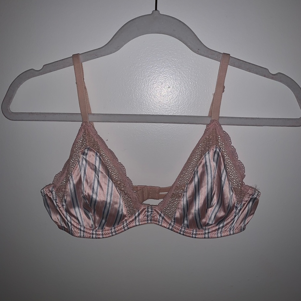 Bra